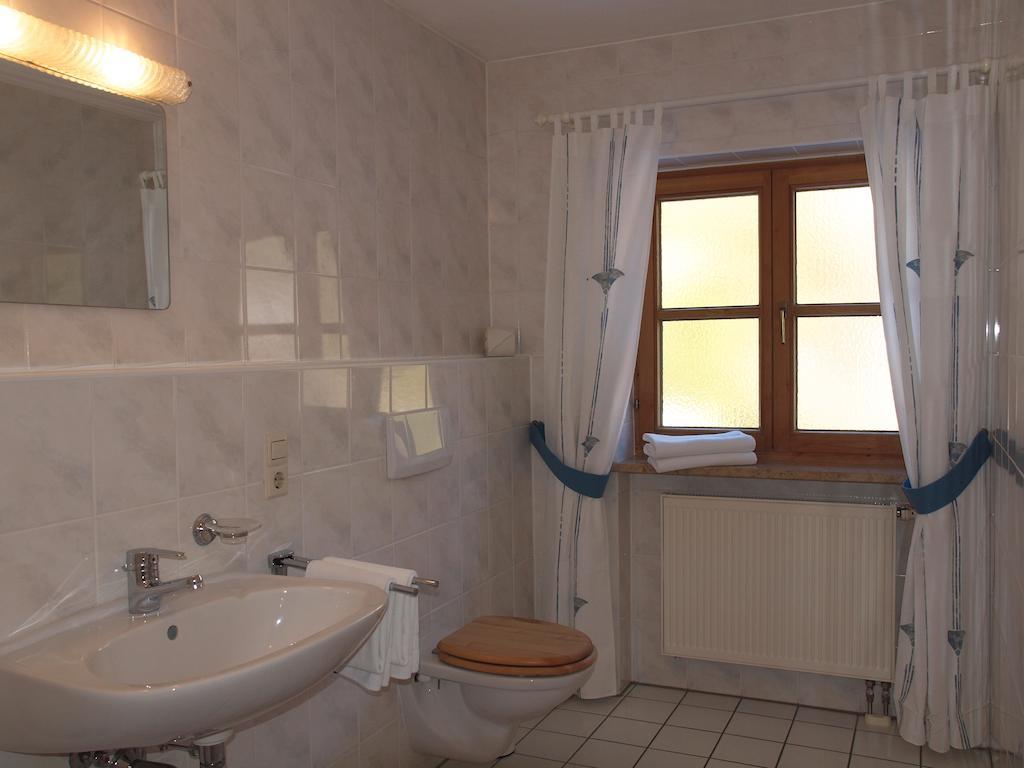 Alpenresidenz Chiemgau Apartment Шлехинг Стая снимка